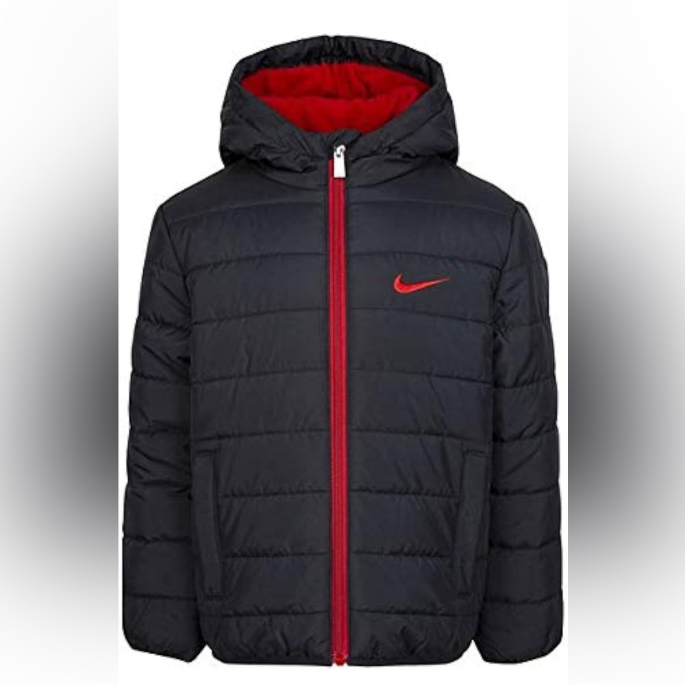 Boys Nike winter puffer coat. Size 5/6 - gently used